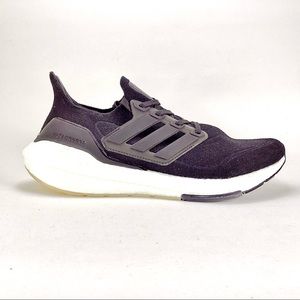 Like NEW UltraBoost 21 Running Shoe by Adidas
